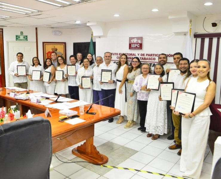IEPCT entrega constancias de mayoría a nuevos magistrados y jueces en Tabasco