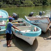 Pescadores denuncian robo de motores fuera de borda