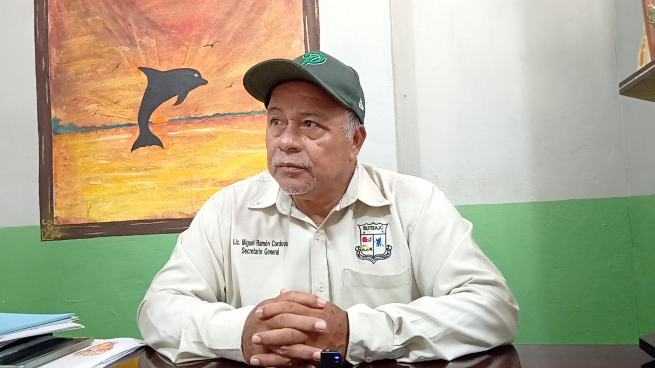 Ayuntamiento contrata personal eventual para no otorgar plazas