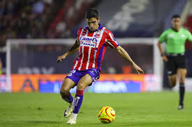 Además de la lateral izquierda, Juan Sanabria puede desempeñarse como interior por izquierda y mediocampista.