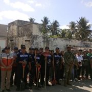 La Marina se suma a la Campaña Nacional de Limpieza de Playas