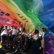 La policía húngara prohíbe marcha alternativa al desfile del Orgullo
