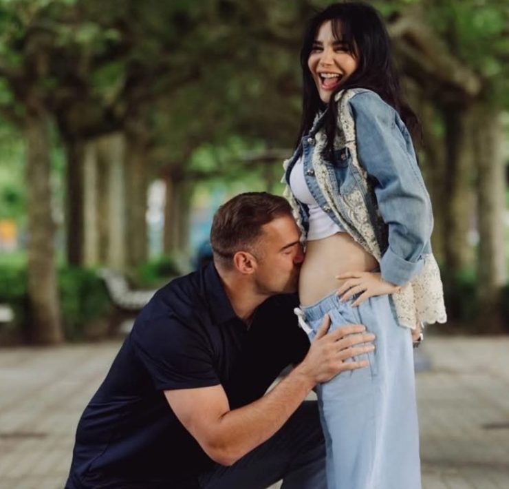 Martha Higareda anuncia su embarazo