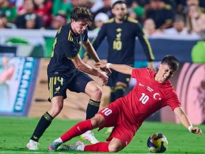El mediocampista yucateco Marcel Ruíz, tuvo su primera titularidad con la Selección Mexicana mayor y tuvo un muy buen partido.
