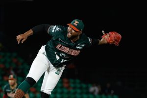 Los Leones de Yucatán vencieron 3-2 a los Tecos de los Dos Laredos con un walk-off en la novena entrada emparejando así la serie.