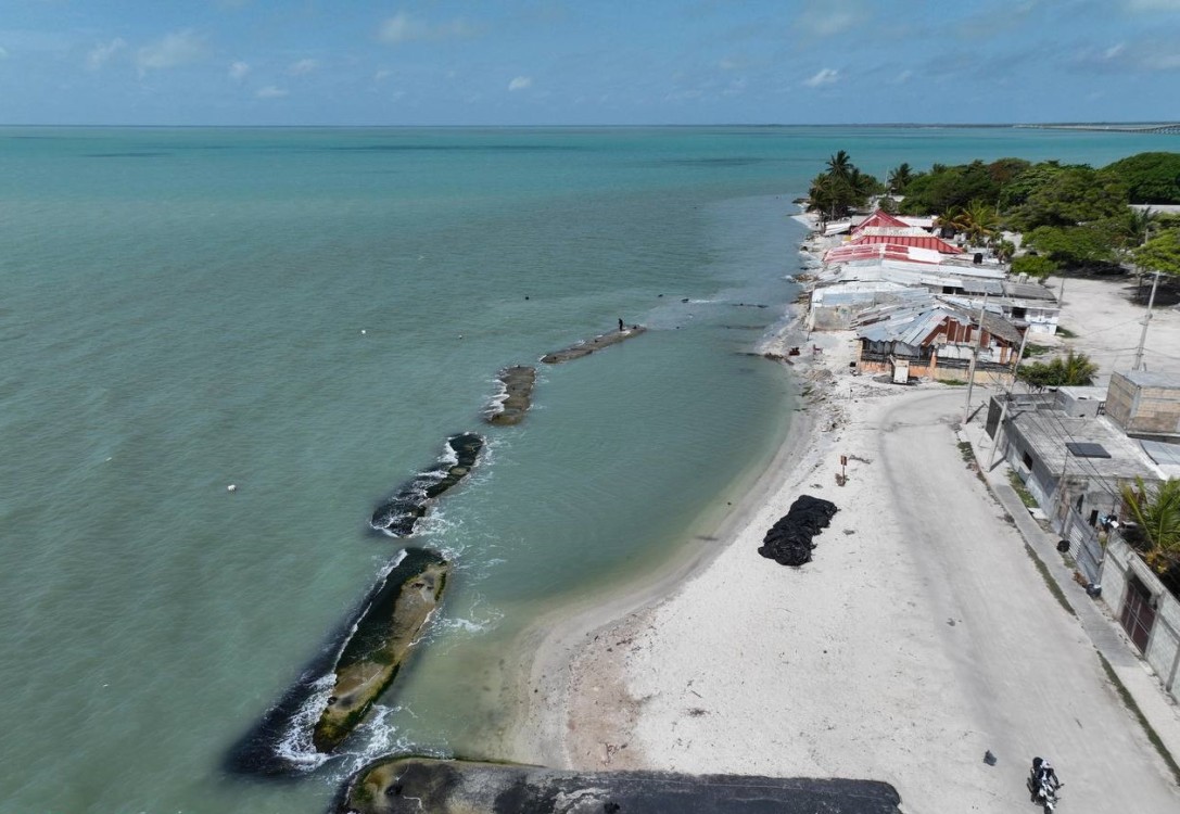 Se ha rescatado más de 100 metros lineales de playa de la Manigua