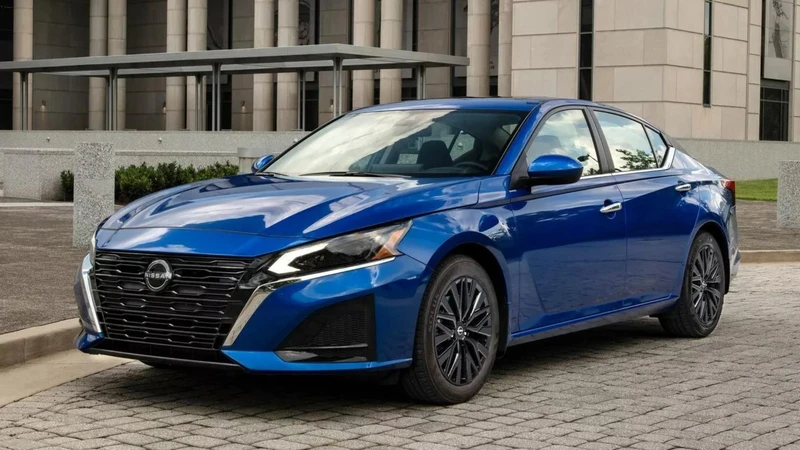 Precios Nissan Altima 2025