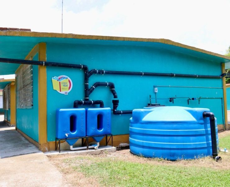 Rotoplas e Isla Urbana acceso al agua en escuelas de Tabasco