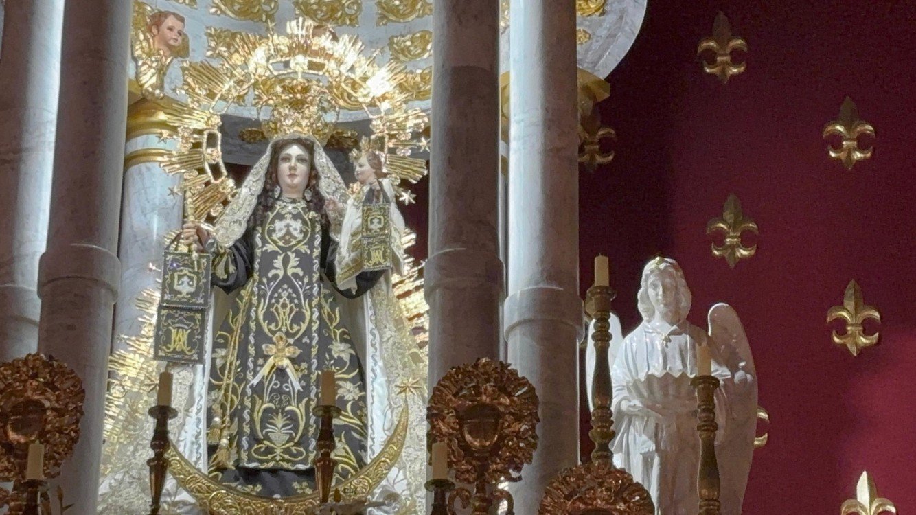 Próximo sábado bajarán a la Virgen de Carmen de su altar