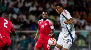 Surinam le compitió a Costa Rica, y le metió tres goles, por lo que la Selección Mexicana, no lo tendrá fácil nuevamente.
