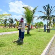 Ayuntamiento contrata personal eventual para no otorgar plazas