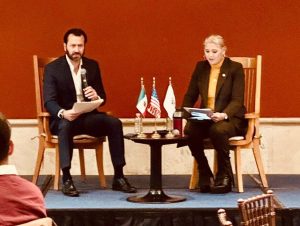 En el evento organizado por la American Chamber of Commerce of México, la legisladora yucateca aseguró que la Administración Pública Federal está en proceso de profunda transformación.