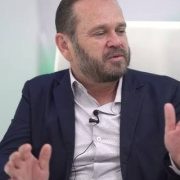 Denuncian intento de censura a periodista durante conteo electoral en Sonora; juez federal defiende libertad de prensa