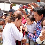 Sheinbaum exige a EUA frenar redadas y construir una reforma con justicia