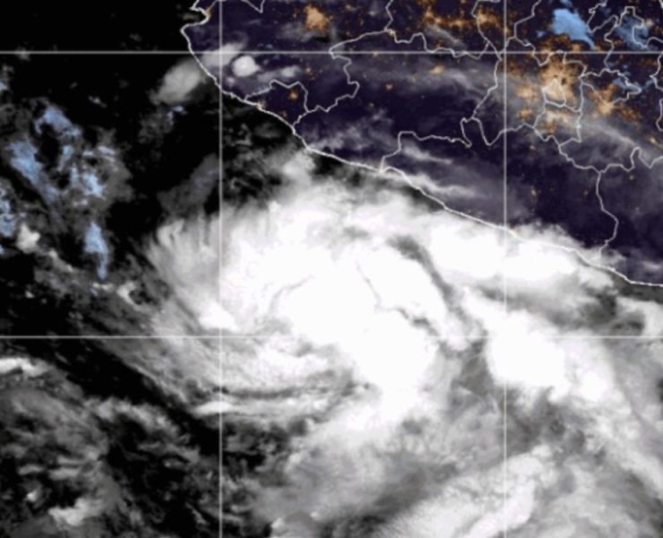 Llaman a la población a extremar precauciones ante lluvias intensas por paso de la tormenta tropical “Bárbara”