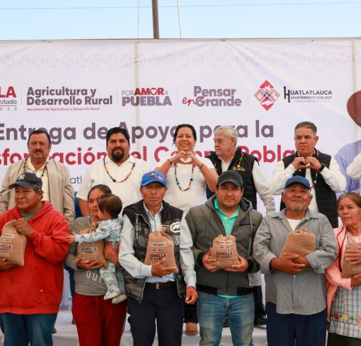 Impulsan justicia agraria en Puebla: entregan insumos y maquinaria a más de 2 mil productores