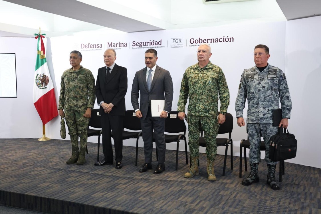 Desarticulan red de robo de hidrocarburos y rescatan animales exóticos en megaoperativo conjunto