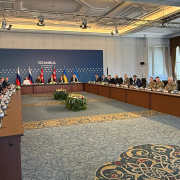 Rusia y Ucrania hablan en Estambul