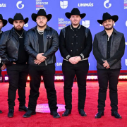 Grupo Frontera apoya a la comunidad latina