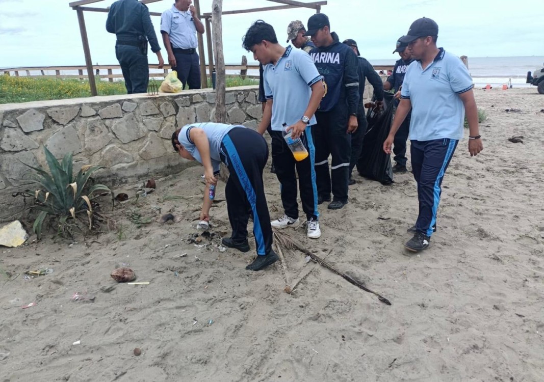la campaña Nacional de Limpieza de Playas y Costas de Tabasco