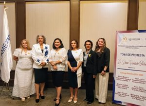 Integrantes del nuevo Consejo Directivo 2025-2028 de AMEXME Yucatán, comprometidas con el desarrollo económico femenino.