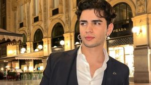 Con más de 18 millones de seguidores en TikTok, Aaron Mercuri llega a La Casa De Los Famosos México como una de las estrellas digitales más populares del momento.