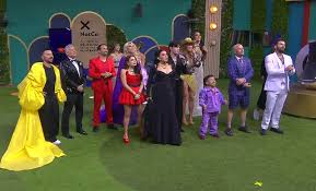 Los habitantes de La Casa De Los Famosos México recibieron a Abelito con aplausos, gritos y abrazos tras su sorpresiva llegada.