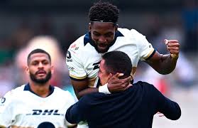 Impacto inmediato! Álvaro Angulo marcó gol en su debut con Pumas.