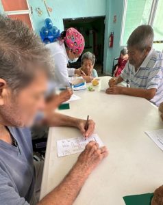 Brigadas de la Secretaría de Salud de Yucatán ofrecieron servicios gratuitos de salud bucal a personas mayores