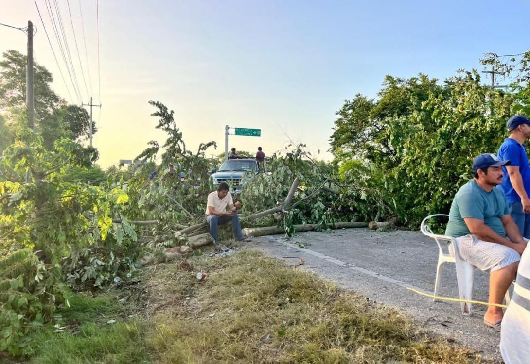 Atastecos dicen que habrá apertura parcial de la carretera