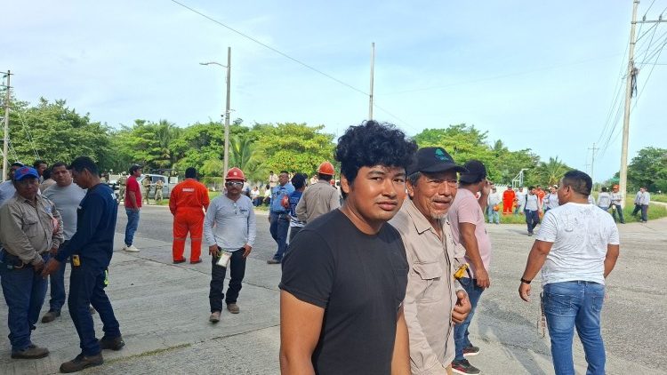 Bloquean Planta de Nitrógeno por trabajadores