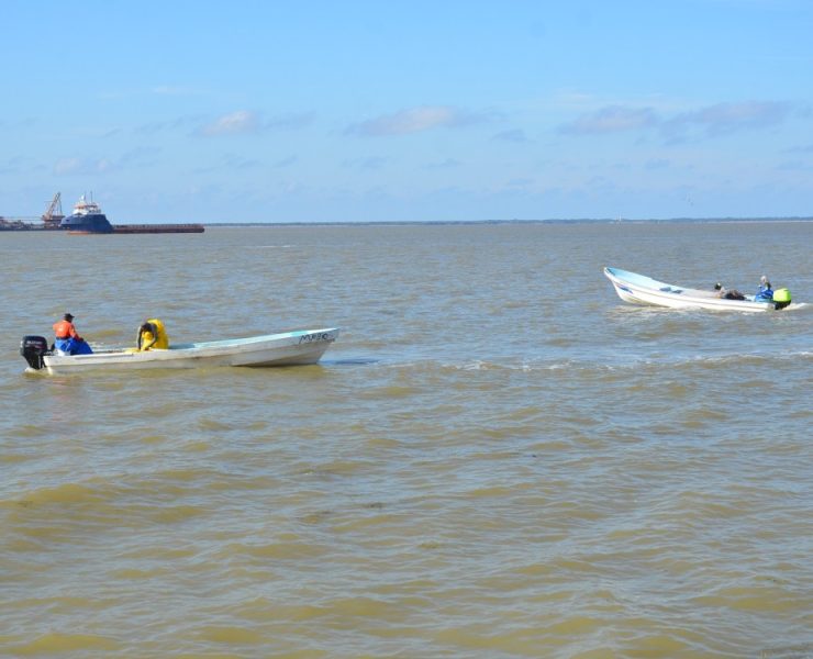 Pesca en áreas restringidas por Pemex, reactivaría la economía en la Isla del Carmen