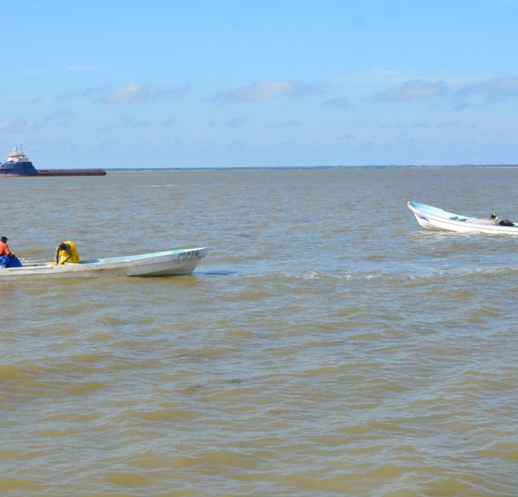 Pesca en áreas restringidas por Pemex, reactivaría la economía en la Isla del Carmen