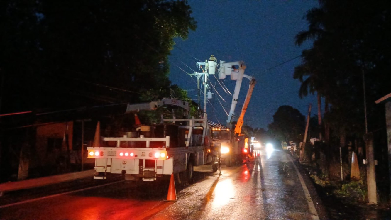 Empeora apagones en la Península de Atasta