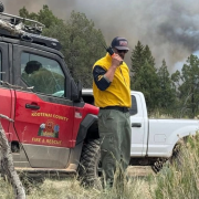 Hombre ataca a bomberos en Idaho: Trágico incidente
