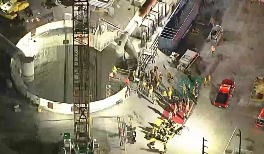 Colapsa túnel industrial en California dejando a varios trabajadores atrapados