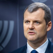 Lituania evacúa a su primer ministro por temor a un ataque de Rusia