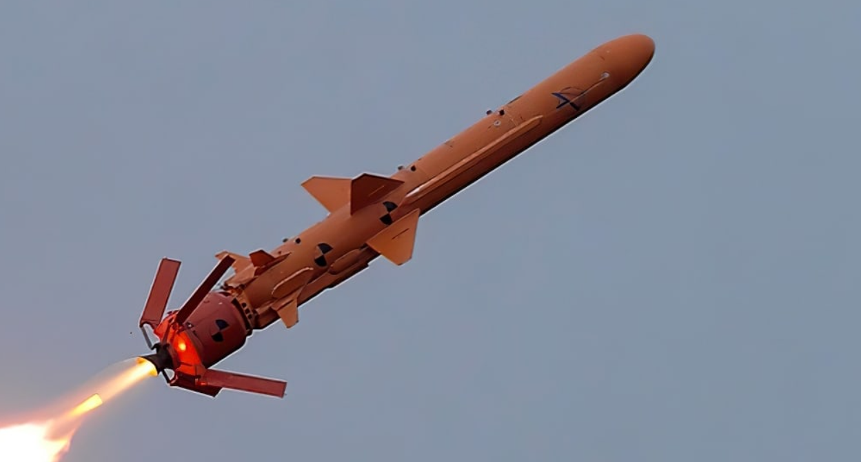 ¿Qué información buscaban los espías detenidos?