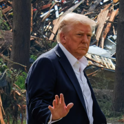 Trump evalúa los daños en Texas después de la devastadora inundación