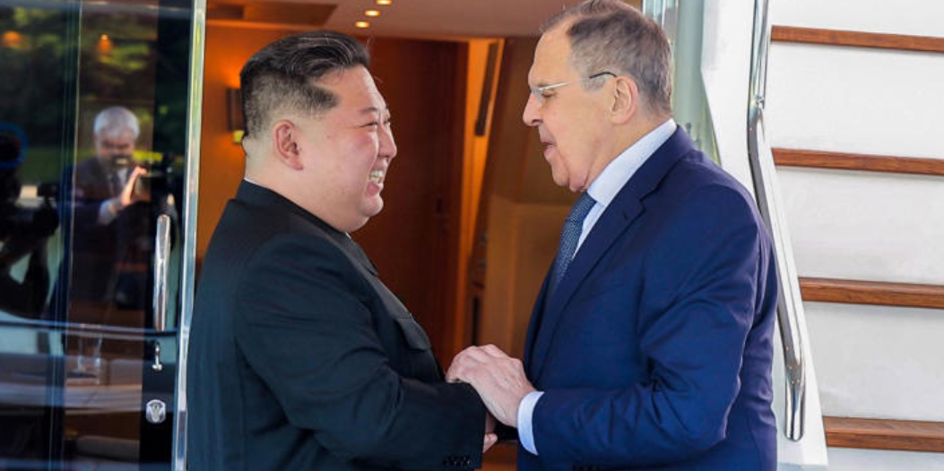 Intercambio de elogios y recuerdos del Día de la Victoria