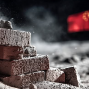 China quiere construir en la Luna. Un plan para crear un refugio "espacial"