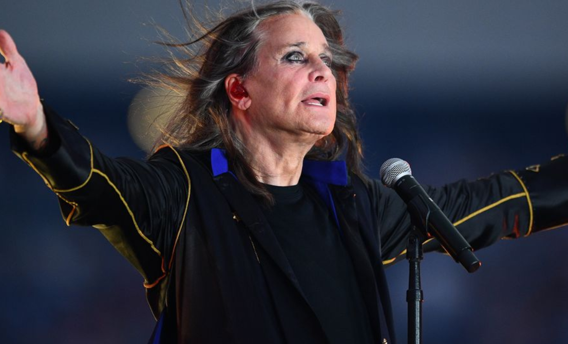 Fans se despiden de Ozzy Osbourne en Birmingham con emotivo homenaje