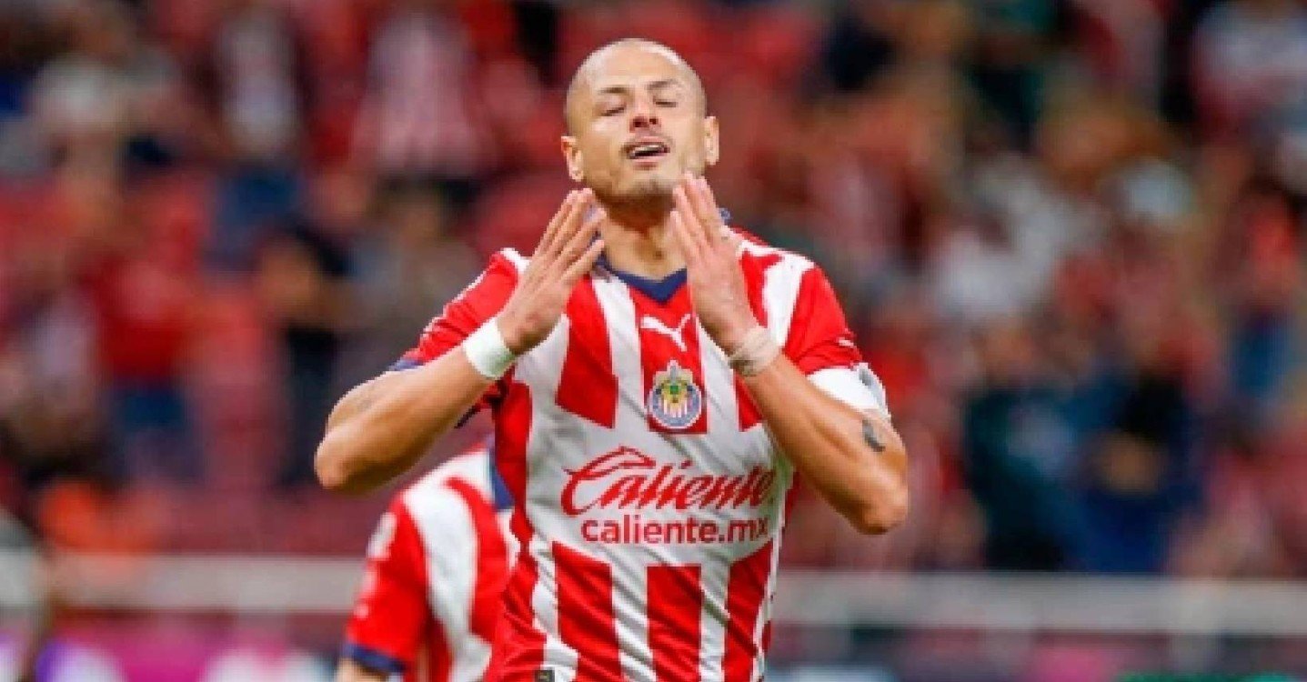 Chicharito se disculpó públicamente por su polémico video