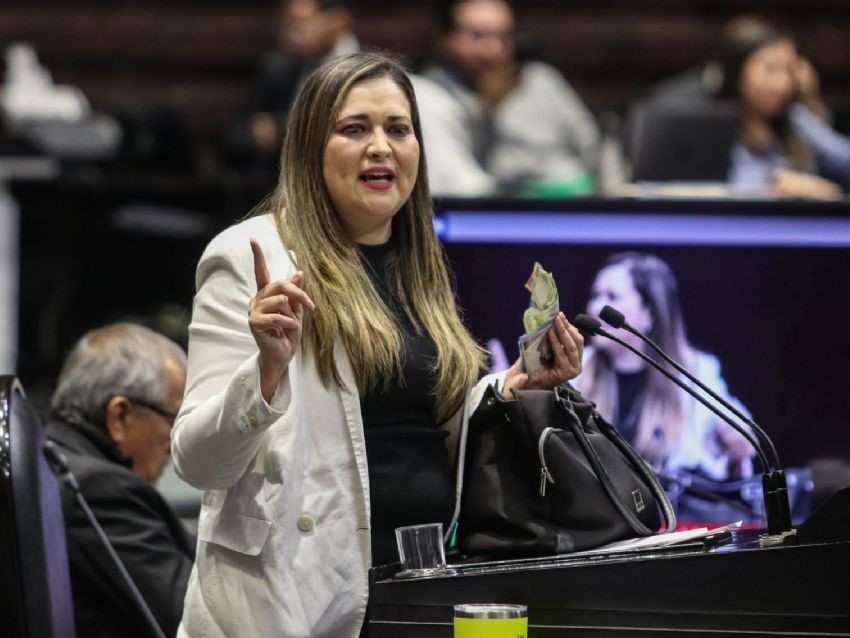 Cinthya López Castro