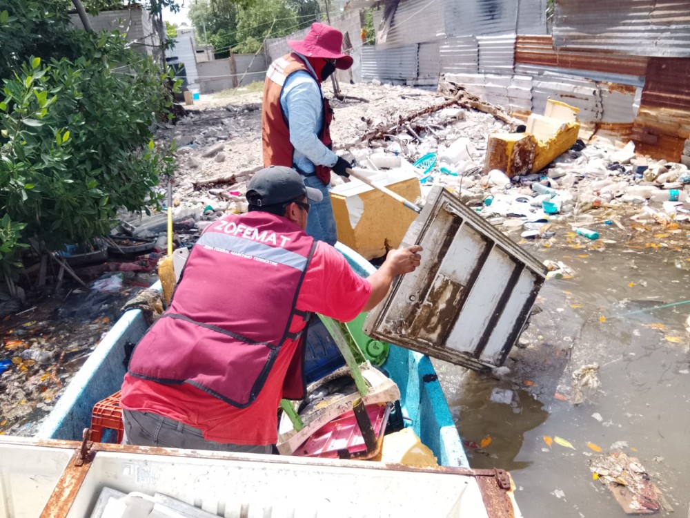 Lluvias arrastran basura a los arroyos