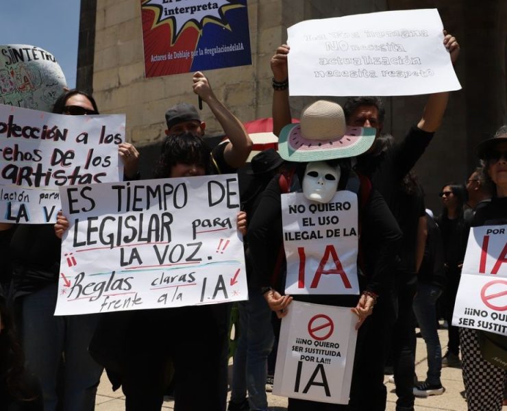 Creadores mexicanos piden regulación del uso de la inteligencia artificial