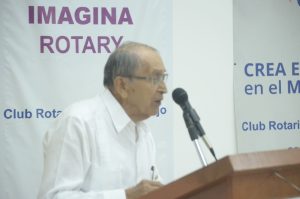 La ceremonia de Toma de Protesta del Club Rotario Mérida reunió a autoridades, familiares y miembros, celebrando el compromiso con la comunidad y la justicia social.