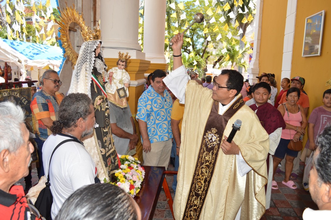 Gremio de matarifes con mucha fe a la Virgen del Carmen