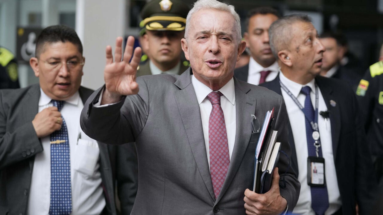 Expresidente Álvaro Uribe condenado