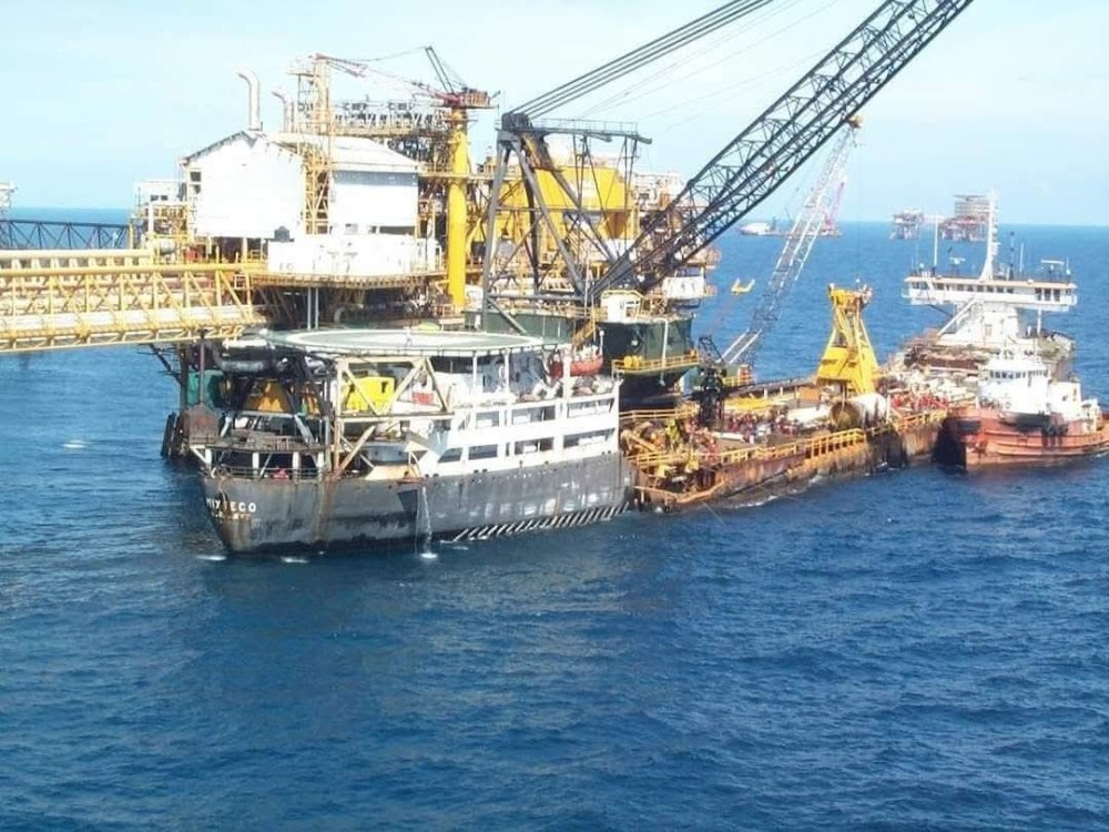 Sumisión y conveniencia llevan al país a la quiebra